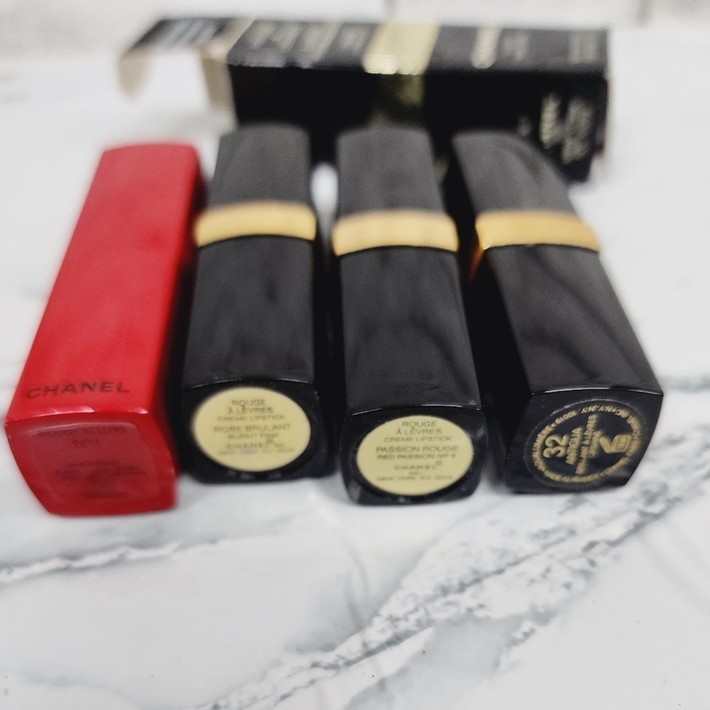 Authentic set chanel,wallets, parfum soap,lipstick and blush - Picture 5 of 12